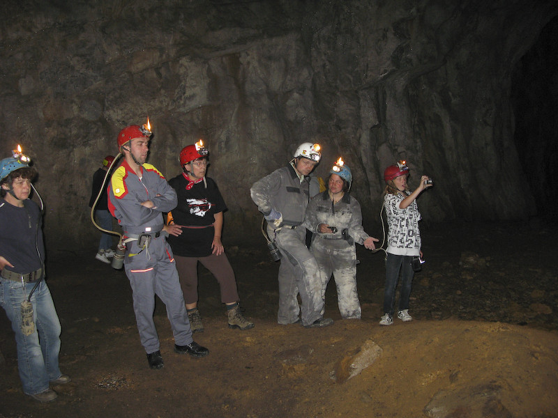 Ogled Planinskega polja in jam ob njem
